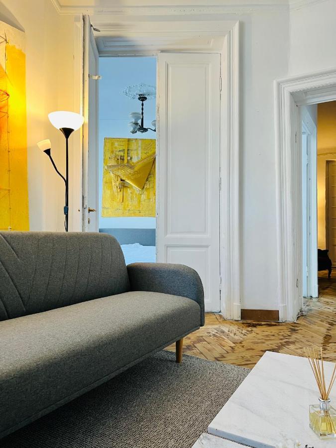 Sada Art Gallery Apartment Bukarest Eksteriør billede