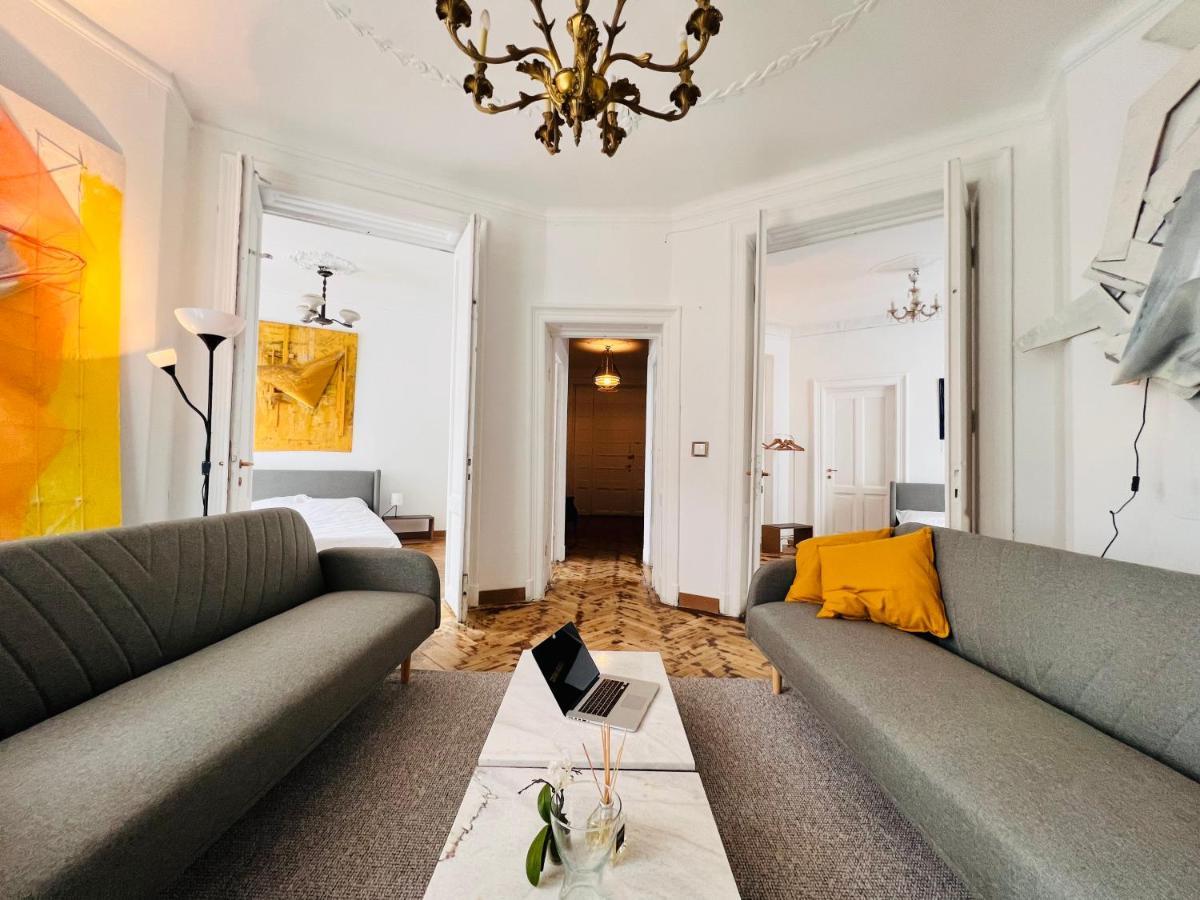 Sada Art Gallery Apartment Bukarest Eksteriør billede