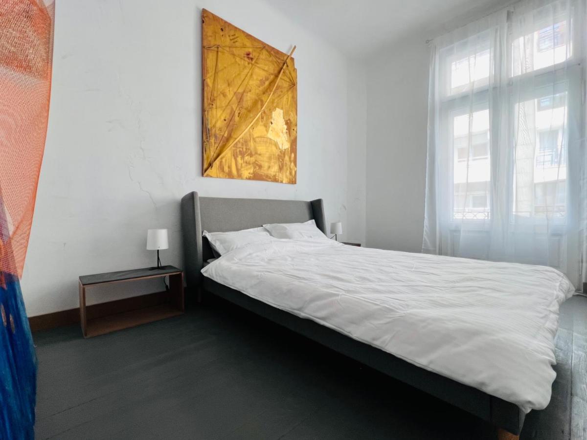 Sada Art Gallery Apartment Bukarest Eksteriør billede